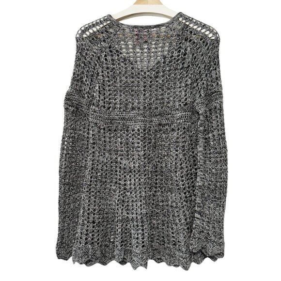 Love On A Hanger Gray Open Knit Eyelet Top Long Sleeve See Through Coverup Tunic - Picture 4 of 10